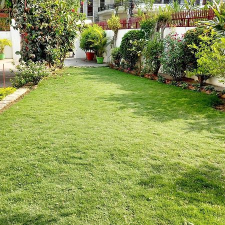 Garden View Residency Lucknow Exterior foto