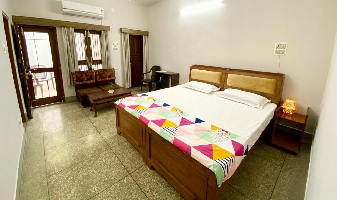 Garden View Residency Lucknow Exterior foto